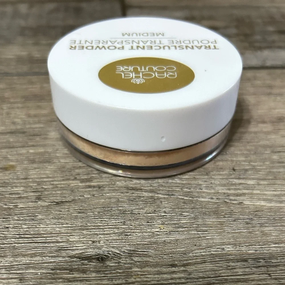 RACHEL COUTURE Translucent Powder in Medium